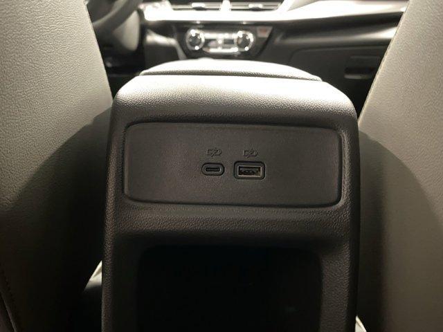 new 2025 Chevrolet Trax car