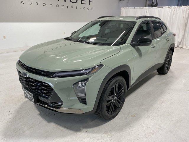 new 2025 Chevrolet Trax car