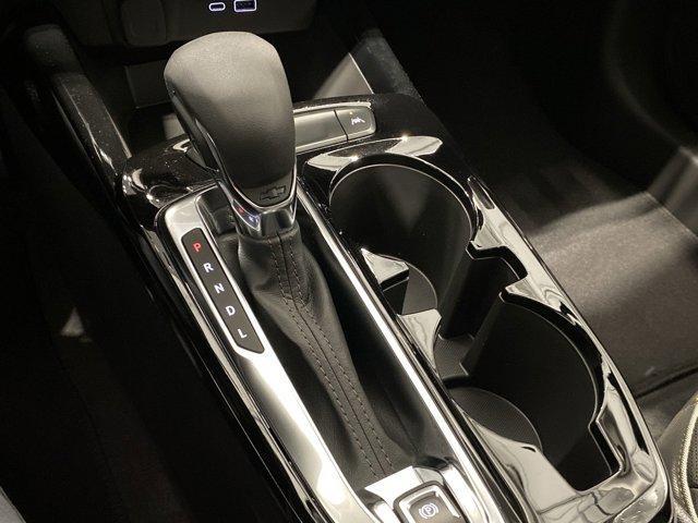 new 2025 Chevrolet Trax car