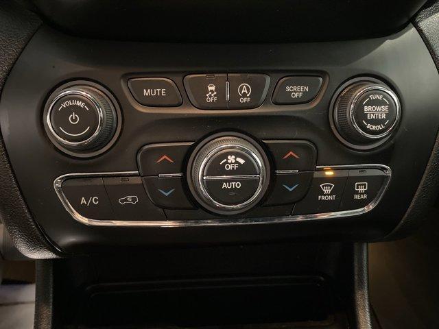used 2019 Jeep Cherokee car