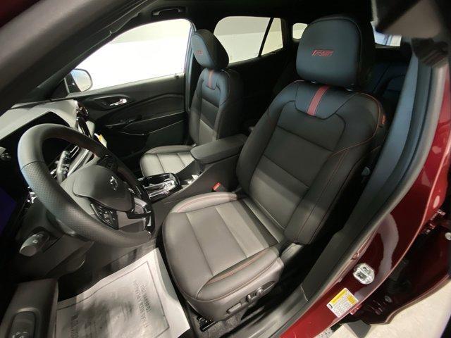 new 2025 Chevrolet Trax car