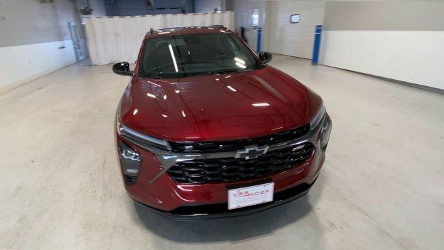 new 2025 Chevrolet Trax car