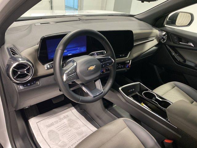 used 2025 Chevrolet Equinox car