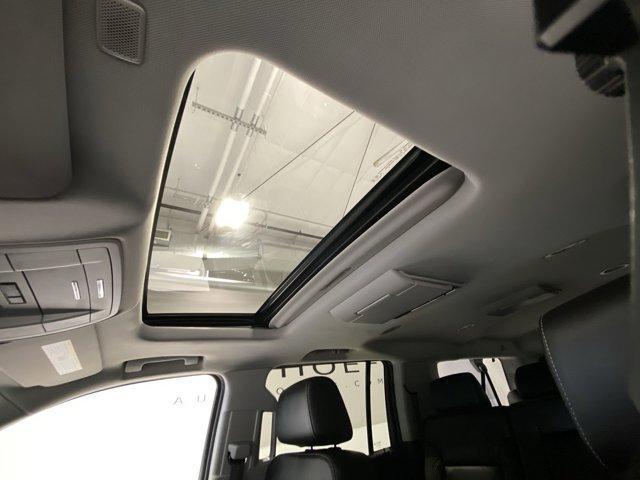 used 2019 GMC Yukon XL car, priced at $22,900