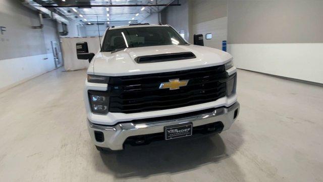new 2025 Chevrolet Silverado 3500 car