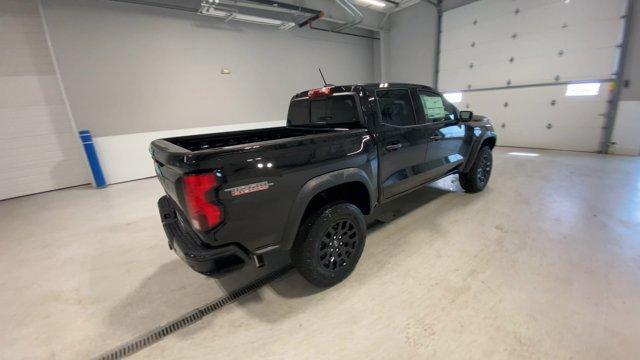 new 2025 Chevrolet Colorado car