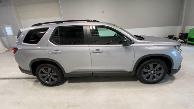 used 2025 Honda Pilot car, priced at $38,900
