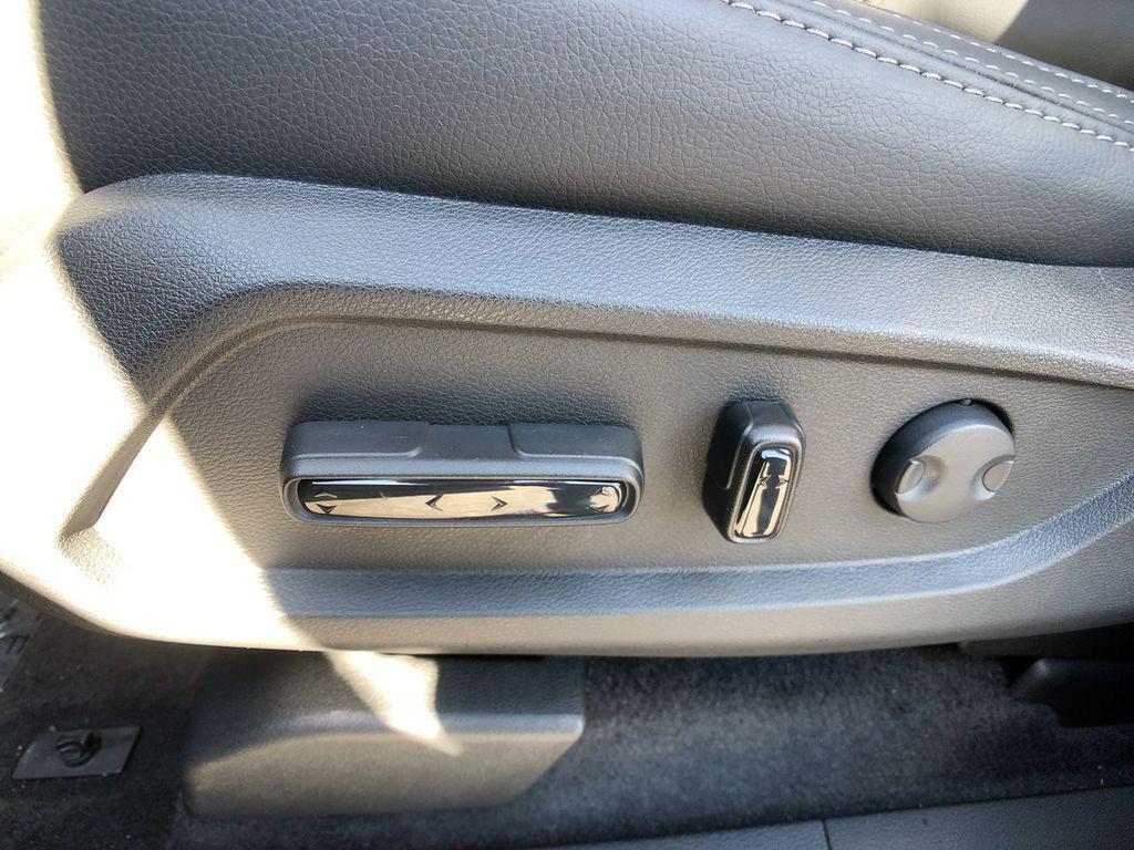 new 2025 Honda Pilot car, priced at $47,825