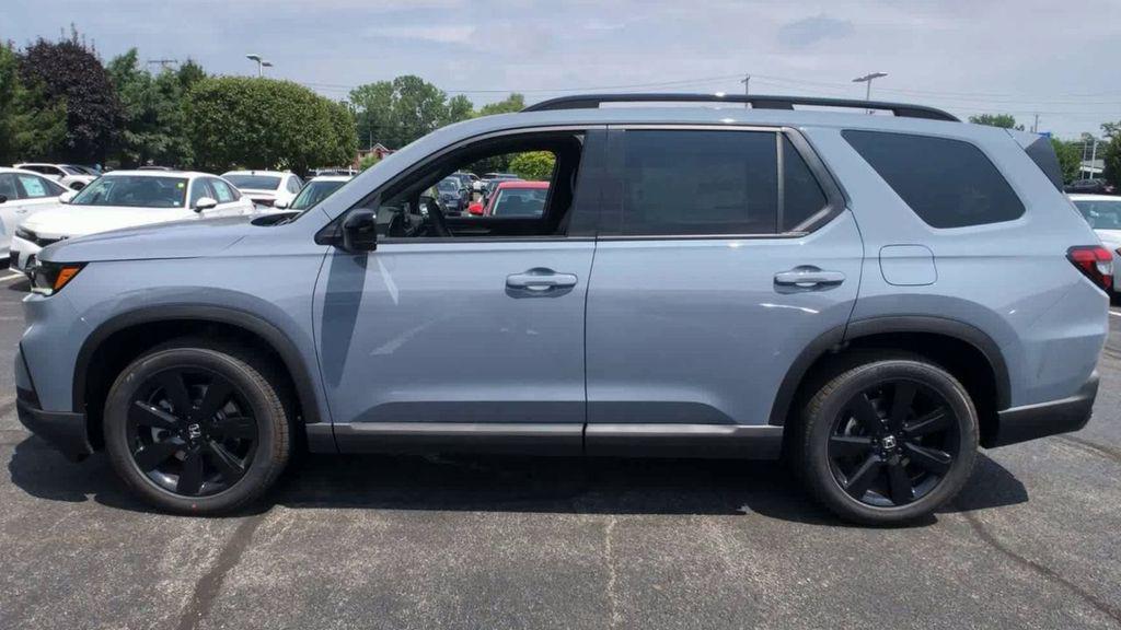 new 2025 Honda Pilot car, priced at $56,530