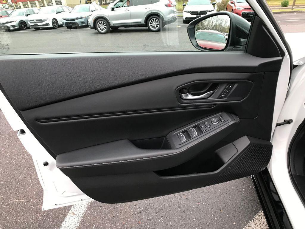 used 2025 Honda Accord Hybrid car, priced at $30,977