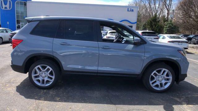 new 2025 Honda Passport car, priced at $44,305