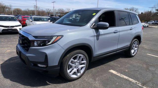 new 2025 Honda Passport car, priced at $44,305