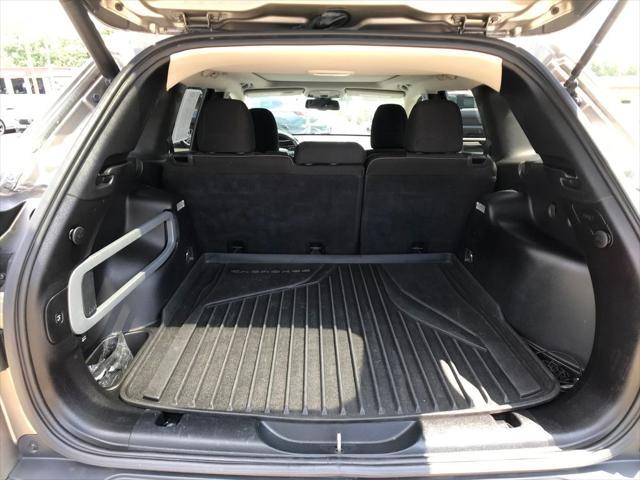 used 2016 Jeep Cherokee car, priced at $14,977