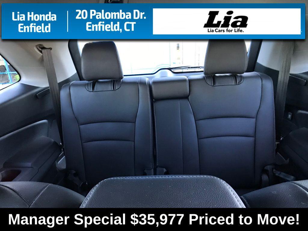 used 2022 Honda Pilot car, priced at $35,977