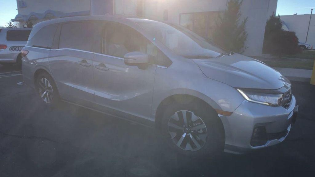 new 2026 Honda Odyssey car, priced at $44,290