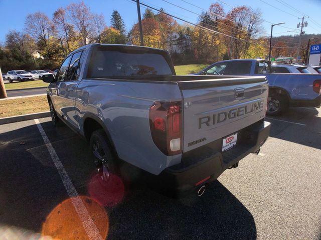 new 2025 Honda Ridgeline car, priced at $42,305