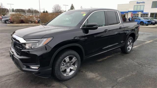 new 2025 Honda Ridgeline car, priced at $44,375