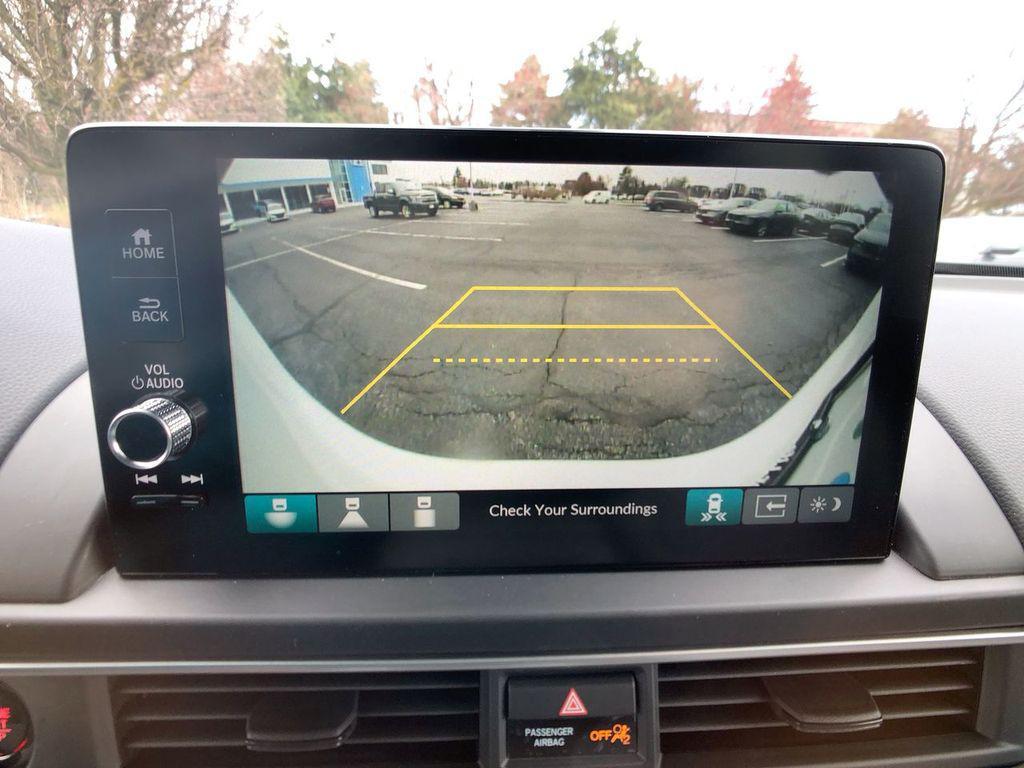 new 2025 Honda Pilot car, priced at $51,095