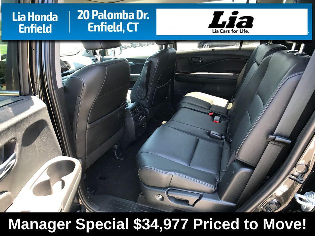used 2022 Honda Pilot car, priced at $34,977
