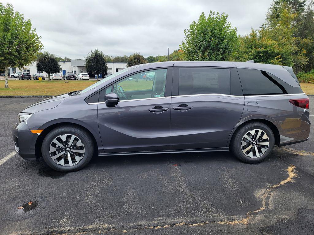 new 2026 Honda Odyssey car, priced at $44,290