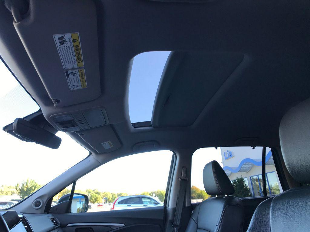 used 2019 Honda Pilot car, priced at $26,888