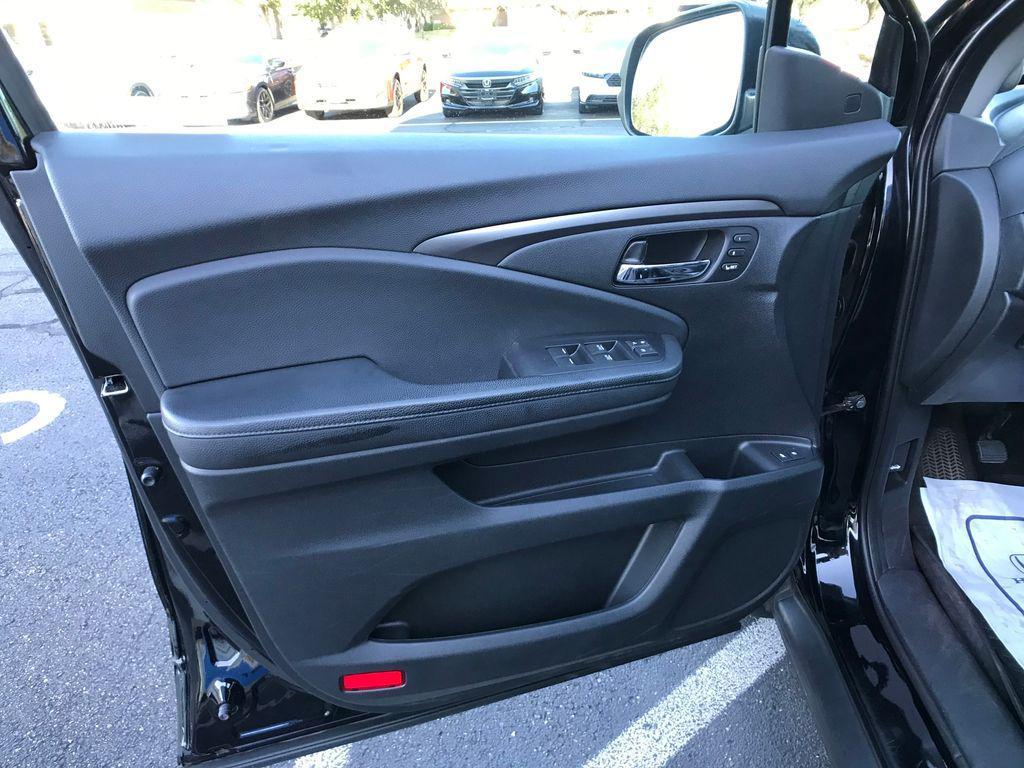used 2019 Honda Pilot car, priced at $26,888