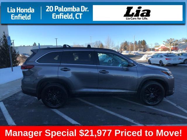 used 2019 Toyota Highlander car, priced at $21,977