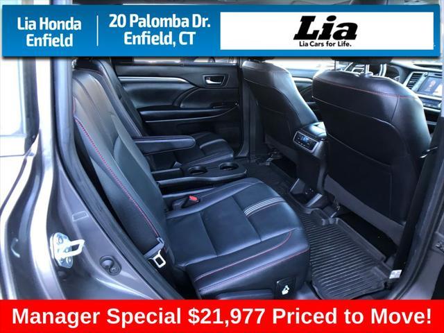 used 2019 Toyota Highlander car, priced at $21,977