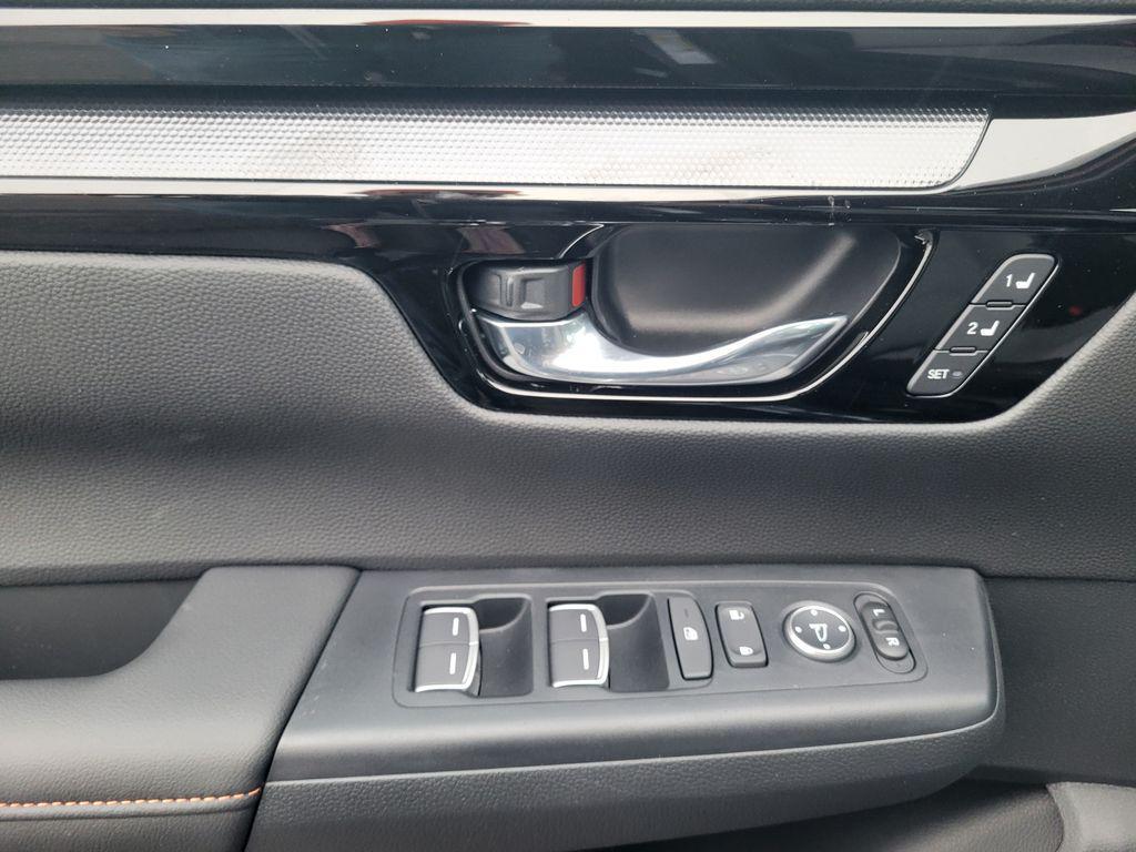 new 2026 Honda CR-V Hybrid car, priced at $44,155