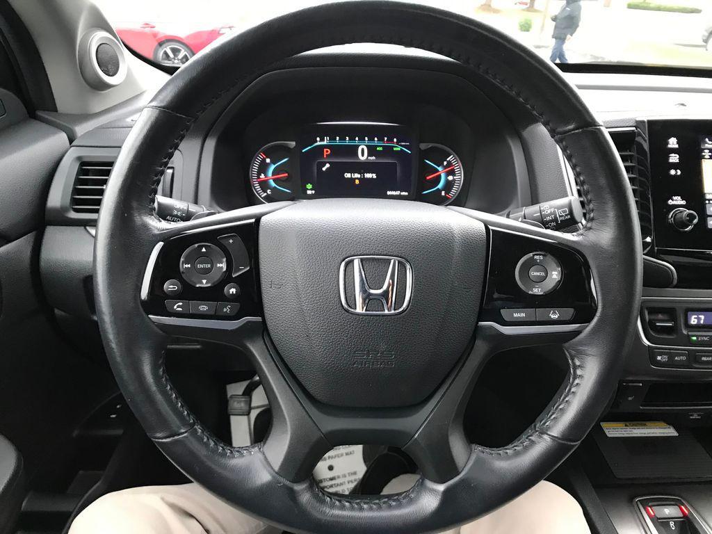 used 2022 Honda Pilot car, priced at $33,977