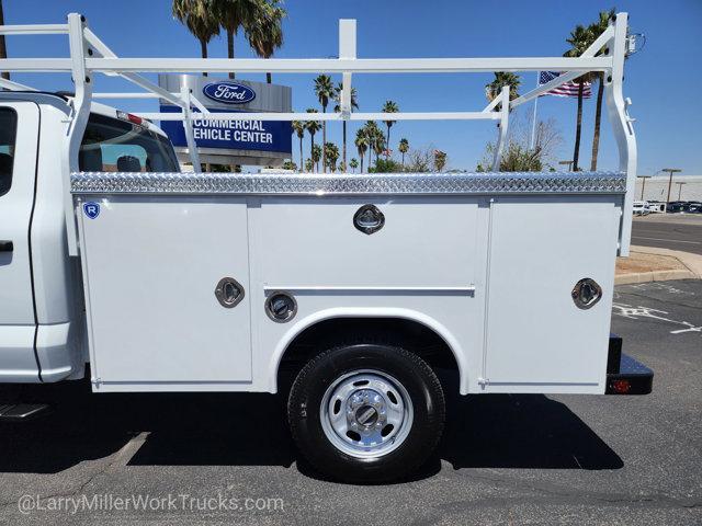 new 2025 Ford F-250 car, priced at $57,372