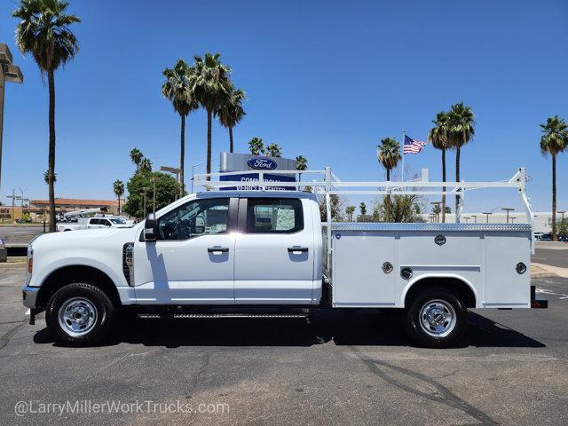 new 2025 Ford F-250 car, priced at $57,372