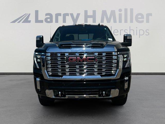 used 2025 GMC Sierra 3500 car, priced at $76,900