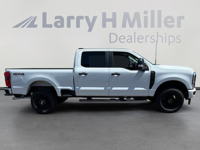 new 2025 Ford F-350 car, priced at $60,712