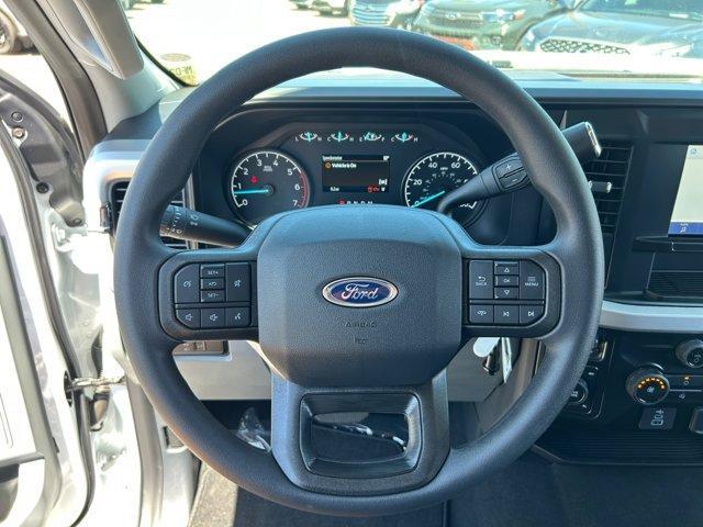 new 2025 Ford F-350 car, priced at $60,712