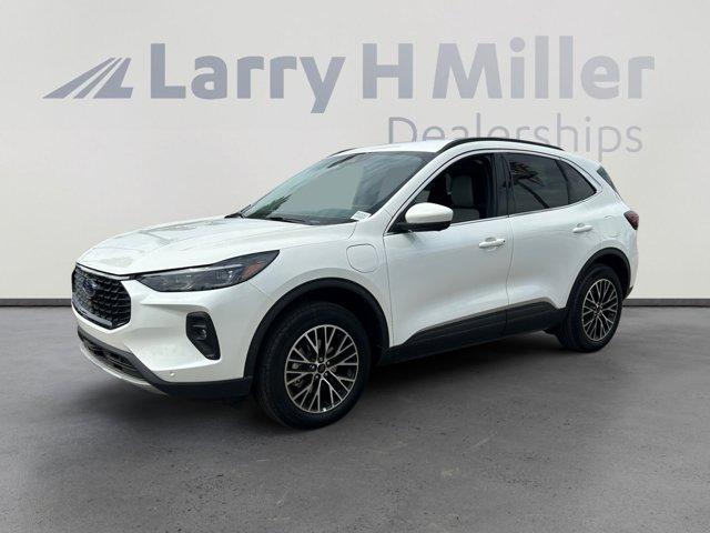 new 2025 Ford Escape car, priced at $39,817