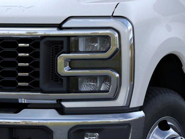 new 2025 Ford F-350 car, priced at $89,817