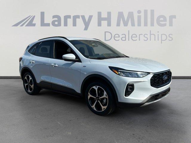 used 2025 Ford Escape car, priced at $30,900