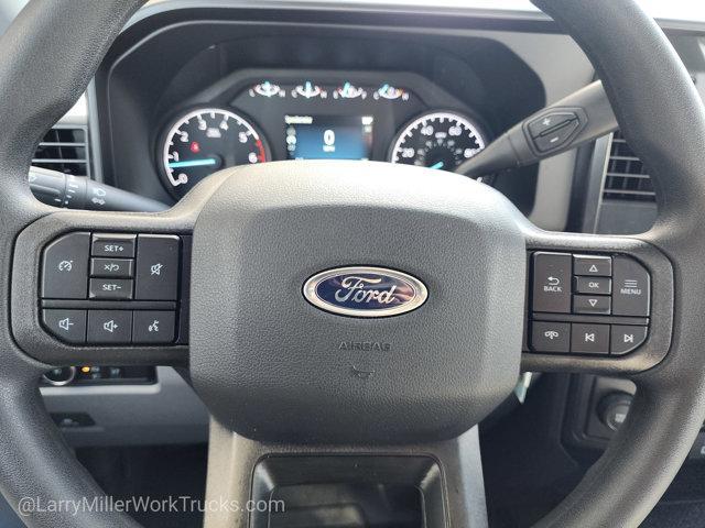 new 2025 Ford F-250 car, priced at $51,852