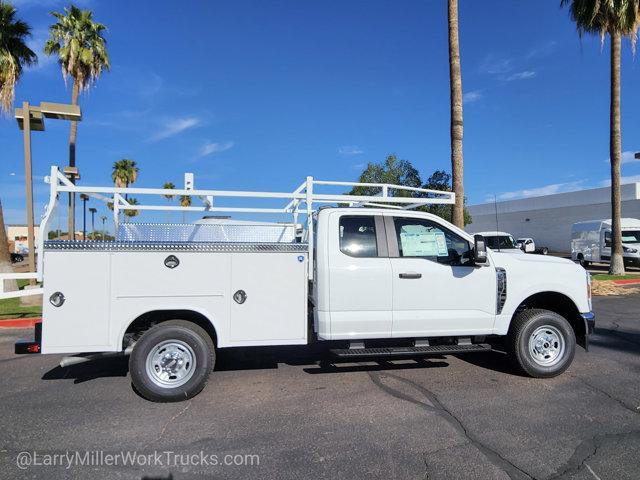 new 2025 Ford F-350 car, priced at $57,312
