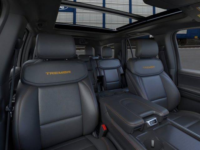 new 2025 Ford Expedition car, priced at $86,432