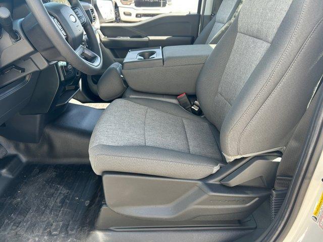 new 2025 Ford F-150 car, priced at $37,860