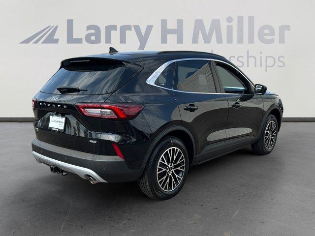 new 2025 Ford Escape car, priced at $39,317