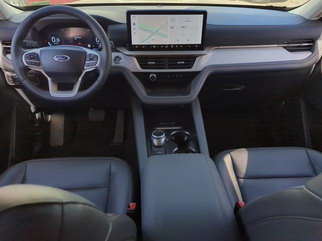 new 2025 Ford Explorer car, priced at $45,422
