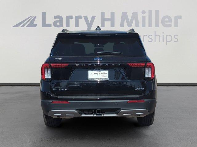 new 2025 Ford Explorer car, priced at $45,422