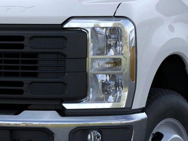 new 2025 Ford F-350 car, priced at $74,392