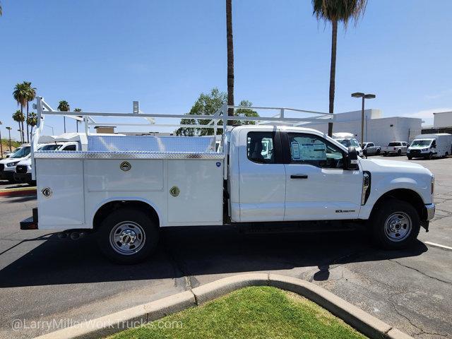 new 2025 Ford F-350 car, priced at $67,588