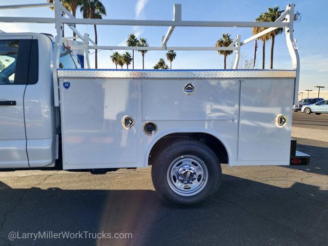 new 2025 Ford F-250 car, priced at $48,553