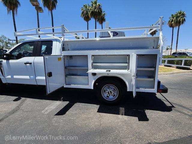 new 2025 Ford F-250 car, priced at $51,852