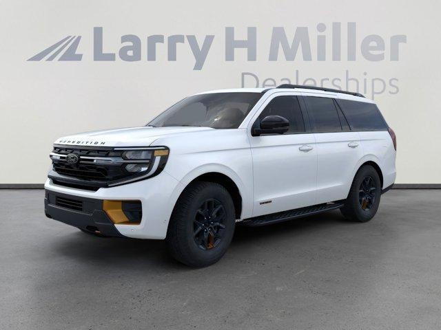new 2025 Ford Expedition car, priced at $85,837
